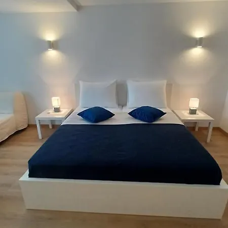 Amaryllis Residence, Deluxe Double With Sea View Penzion